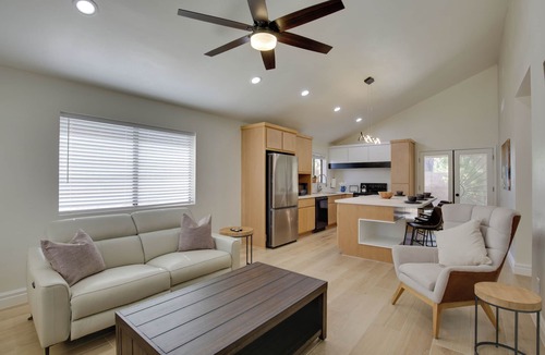 Yuma Apartment | Renovated Yuma Home w/Community Pool!