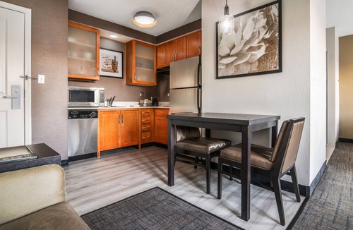 Glendale Sports and Entertainment District Hotel | Residence Inn Phoenix Glendale Sports & Entertainment District