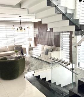 Zapopan House | Residencia Black and White Guadalajara