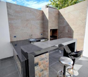 La Paz House | Residencia en Privada con Casa Club y Alberca
