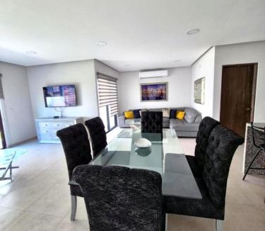 Cerritos Villa | Residencial De Lujo Playas Brujas Alberca y Playa