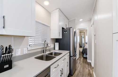 Fountain of the Sun House | Resort Living in this fully remodeled park home in Carriage Manor