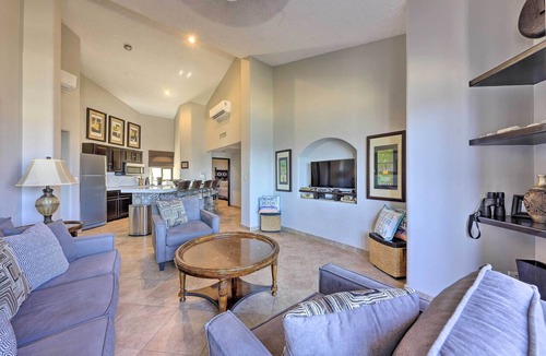 Cabo Bello Condo | Resort-Style Cabo Getaway with Pools & Ocean Views