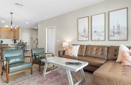 Ocotillo Condo | Resort-Style Chandler Condo : Walk to Dining & Coffee, Resort Pool, Spa, & Gym!