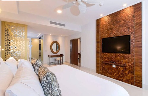 Puerto Juarez Resort | Resort with 3 bedrooms ocean front and AC in delightful Cancún