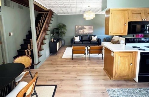 Mesa Cottage | Restored Vintage Carriage House in Mesa
