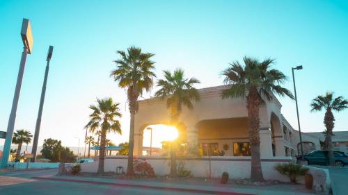 Needles Hotel | Rio Del Sol Inn Needles