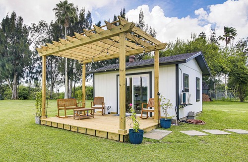 Sebastian Apartment | Riverfront Oasis w/Private Deck in Los Fresnos!