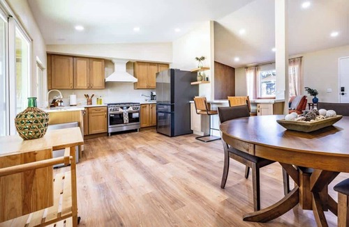 Riverside House | Riverside Courtside Oasis + Pool Access