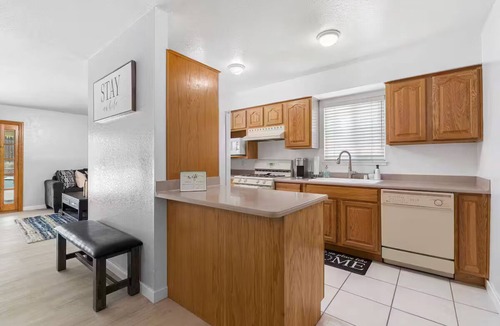 Patton House | Riverside Serenity Winter Oasis-Spa/Pool/Mini Golf