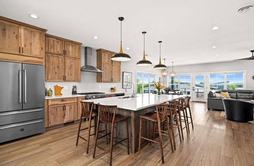 Riverside House | RiverWest Escape- Hot Tub - Sauna - Dog Friendly