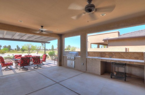 Eloy House | Robson ranch luxury 3 bed 2.5 bath private retreat