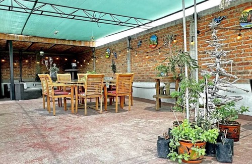 Guadalajara Apartment | Rooftop Fast Wifi Garden Washer Parián Secure