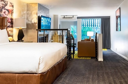 Norma Triangle Hotel | Rooftop Lounge & Tennis Court, Pool, Near Sunset Strip & Metro Access