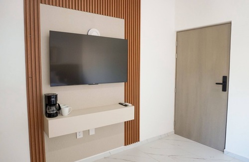 Lomas de Mazatlan Apartment | Room for 4 Rooftop Pool Balcony