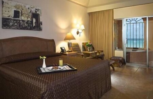 Punta Cancun Resort | Royal Hacienda Beachfront Resort Playa Del Carmen