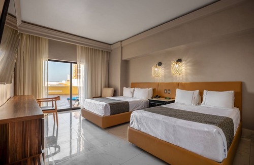 Zona Dorada Resort | Royal Villas Resort