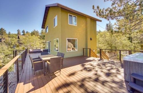 Arrowbear Lake House | Running Springs Cabin w/Spacious Deck + Hot Tub!