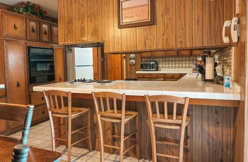San Isidro Cabin | Rustic Texas Retreat: Ranch style Home Los Ebanitos Ranch