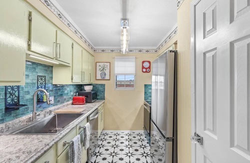 Harlingen Condo | Sage House North - stylish,cozy, in the heart of Harlingen!