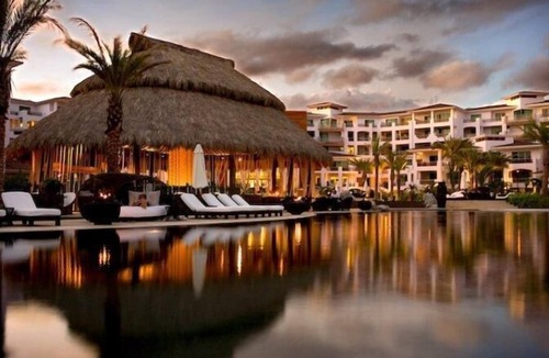 Zona Hotelera Condo | San Jose Del Cabo 1BR Pool View w/ WiFi, Resort Spa & Pool