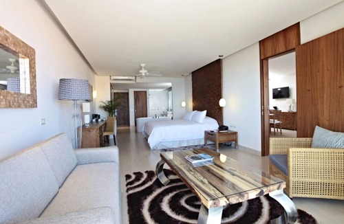 Centro Resort | Sandos Finisterra-Finisterra One Bedroom Suite