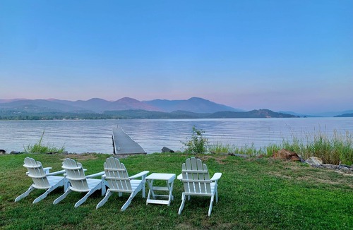 Sandpoint House | SANDPOINT LAKEFRONT VACATION HOME, ten minutes to free Schweitzer shuttle.