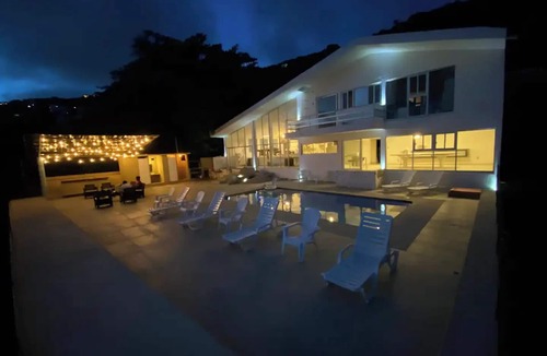 Pichilingue House | Santino`s House & Playa