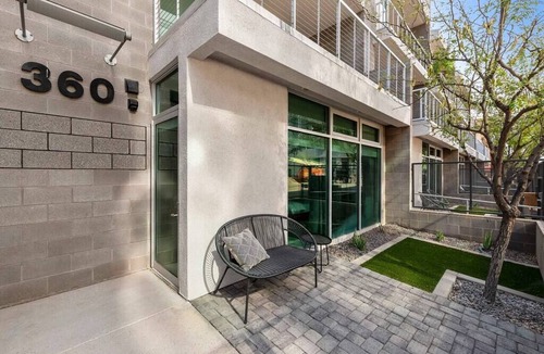 Riverside Apartment | Saturn's Studio Apartment with Pool!