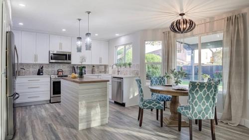 Paradise Valley Village House | Scottsdale Kierland 4 Bdrm wResort Like Backyard
