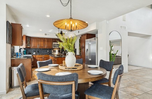 La Tierra Estates House | Scottsdale Luxury Villa w/Pool, Hot Tub, Pickleball, Mini-Golf, Basketball