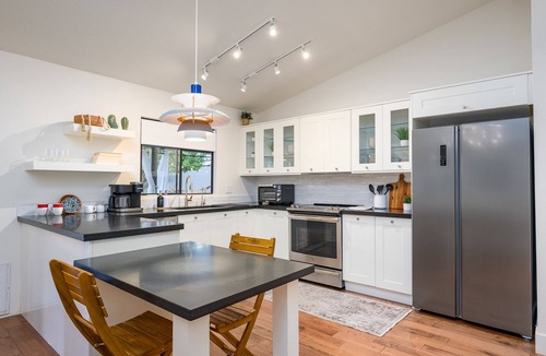 Kierland House | Scottsdale Oasis- Private Pool, King Bed, & Fire Table, 4bdrm