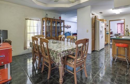 Harlingen House | Screened Porch: Remote Harlingen House!