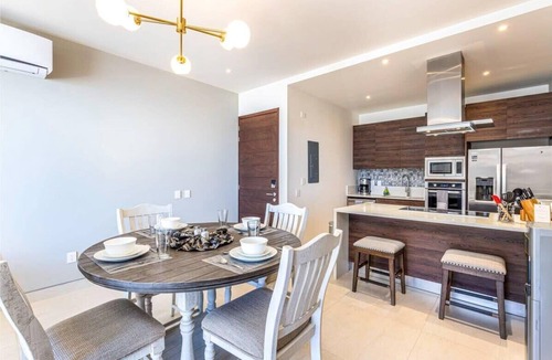 El Tezal Condo | Sea Breeze | Vista Vela Oceanview Condo Cabo