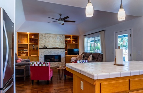 Templeton House | Sea Rock Ranch-Wine Country Living at it's Best! Pet Friendly! New Spa!