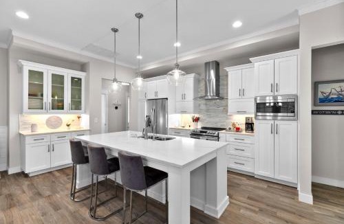 The Shores House | Seabreeze Cottage - Private home at The Shores home