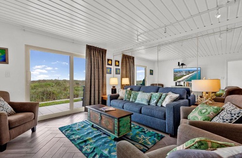 South Padre Island Apartment | Seagull's Landing By The Ocean