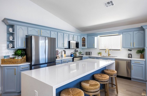 Gilbert House | Seaside Cottage in walking distance of downtown Gilbert with charming pool.