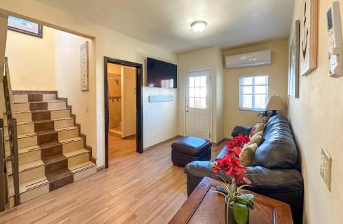 Cholla Bay Apartment | Serena Stay Spacious 3BR Apartment