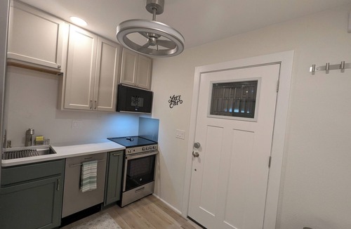 Rural-Geneva Apartment | Serene ADU/studio with modern amenities in the heart of Tempe