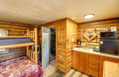 De Borgia Apartment | Serene DeBorgia Hideaway: Hiking & Fishing Nearby