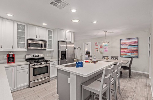Scottsdale Estates Six House | Serene Desert Retreat - Walk to Old Town Scottsdale!
