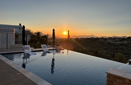 Fountain Hills House | Serene Escape with Sweeping Views, Negative Edge Pool & Spa