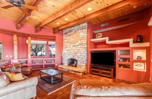 Dove Mountain House | Serenity Oasis Estate
