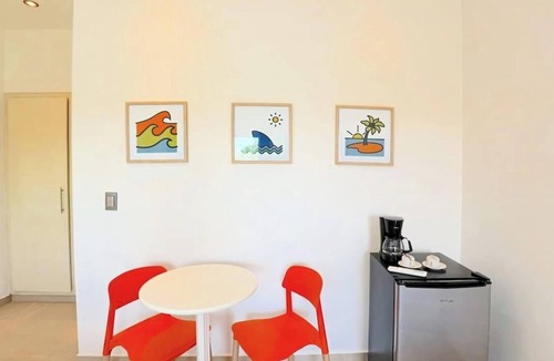 La Paz Apartment | Shared Pool Oasis Near Malecon BBQ Wi-Fi