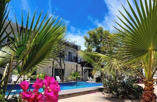 La Paz Apartment | Shared Pool Oasis Near Malecon BBQ Wi-Fi