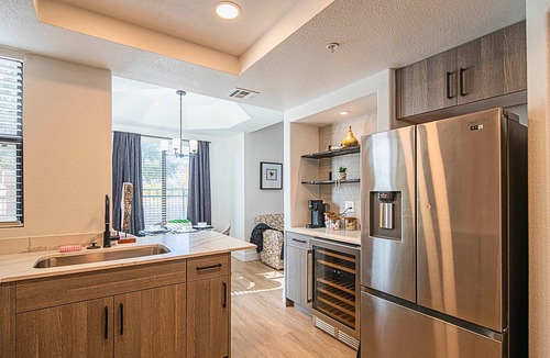Kierland Condo | Side by Side Suites | Executive Golfside Remodeled