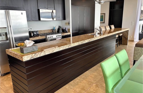 Amapas Condo | Signature 406, Sea Views, Specials: 3-15 Aug $149, 21-31 Aug $199, Sept $249/ngt