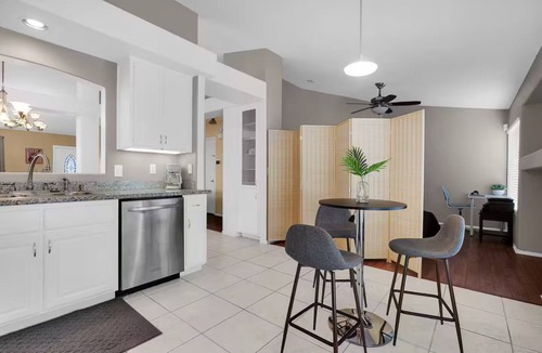 Silverado Ranch House | Silverado Ranch Home-Near Casino-10 min to Airport