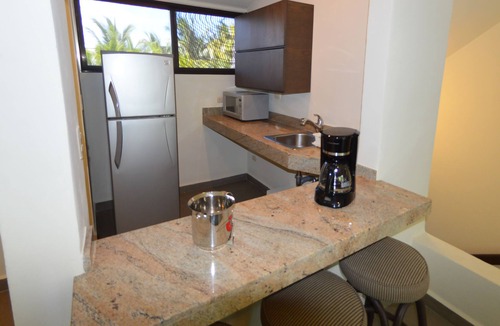 Punta Cancun Hotel | Sina Suites Cancún - Adults Only